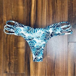 Midori Bikinis, Emmie Bottom, Palm Leaf print, Size M